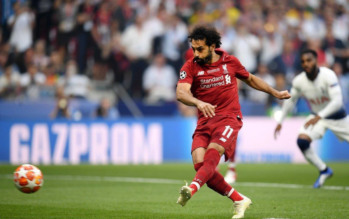 那不勒斯欲租曼联中场梅诺并承担全额薪资