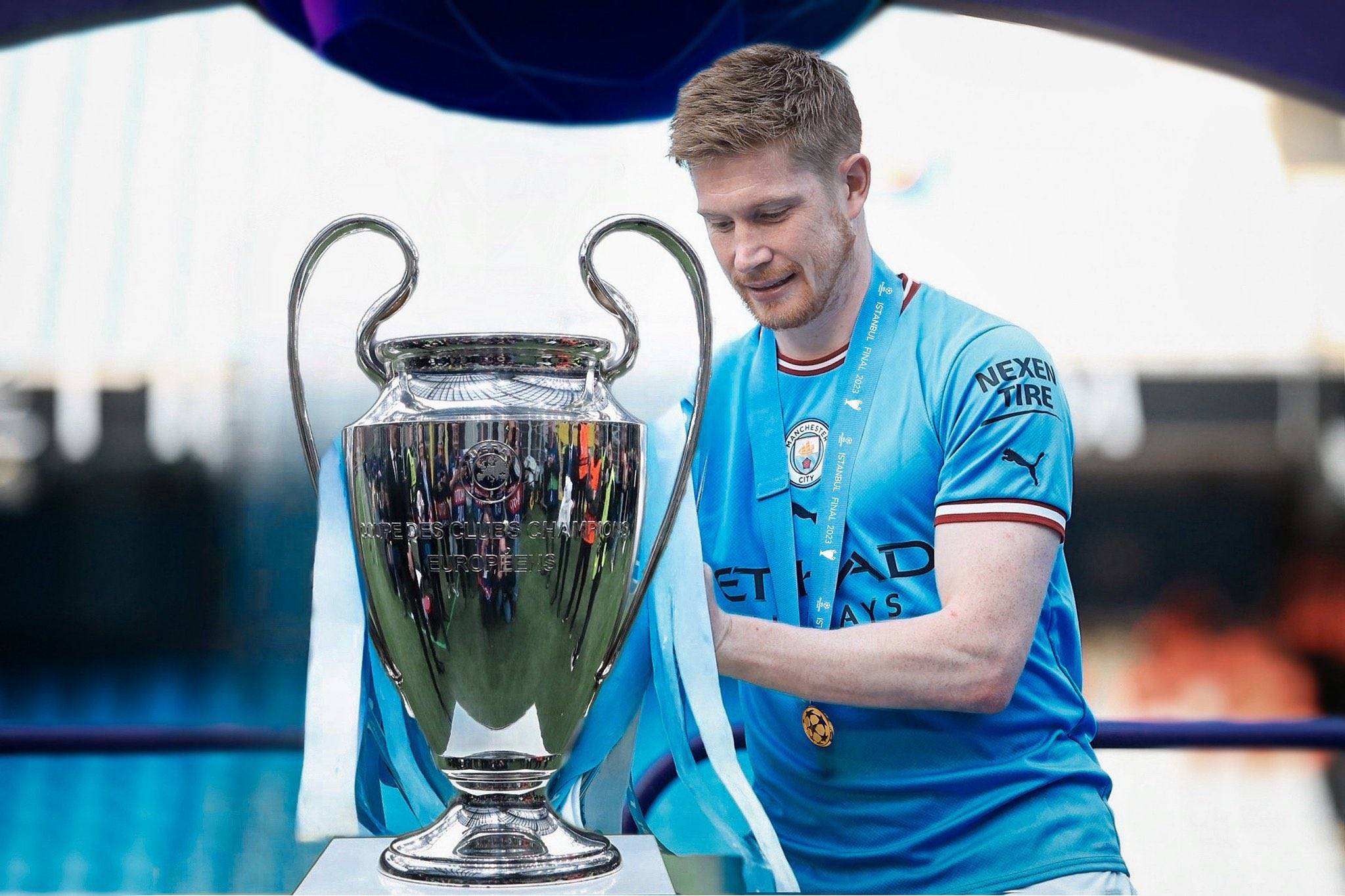 关键球打成后教练激动怒吼